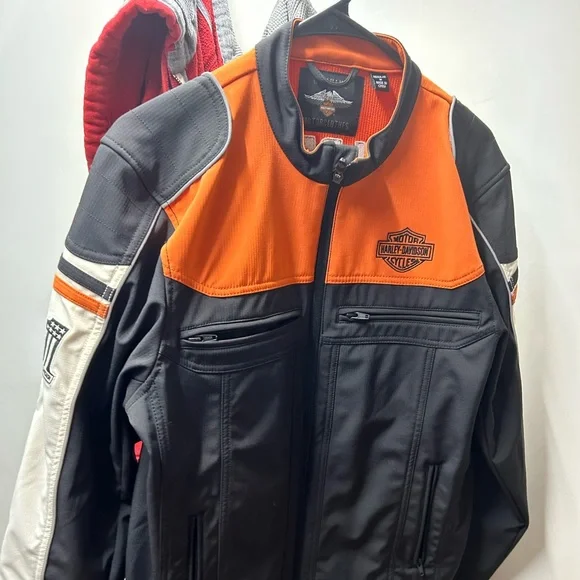 Brand new without tags women's Harley Jacket - Picture 2 of 4